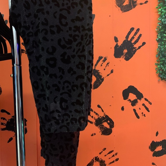 Sexy Stretch Pants/Leggings NWT - Picture 2 of 2